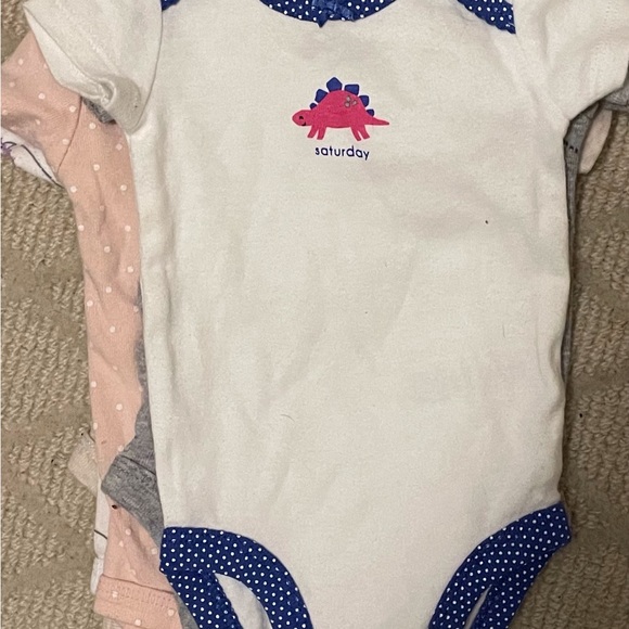 Newborn onsies - Picture 5 of 15